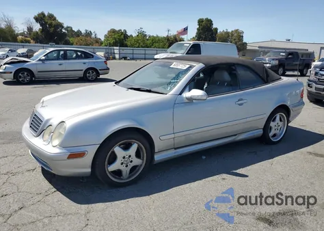 2000 Mercedes-Benz Clk 430 z USA, uszkodzony, nr VIN WDBLK70G1YT031649